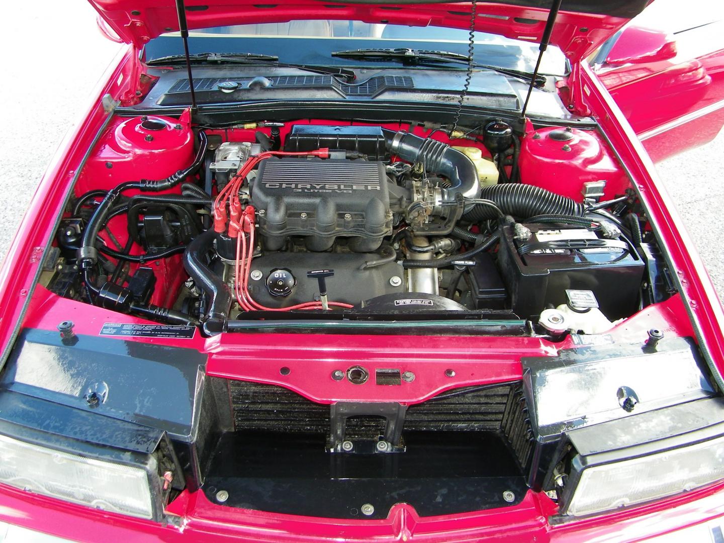 1991 Red /Beige Chrysler TC By Maserati Convertible (ZC2FS1207MB) with an 3.0L V6 SOHC 12V engine, 4-Speed Automatic Overdrive transmission, located at 4000 Bee Ridge Road, Sarasota, FL, 34233, (941) 926-0300, 27.298664, -82.489151 - Photo#8